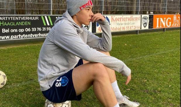 yl23455永利官网-李嗣镕：身体素质与欧洲球员持平 优势是动脑踢球