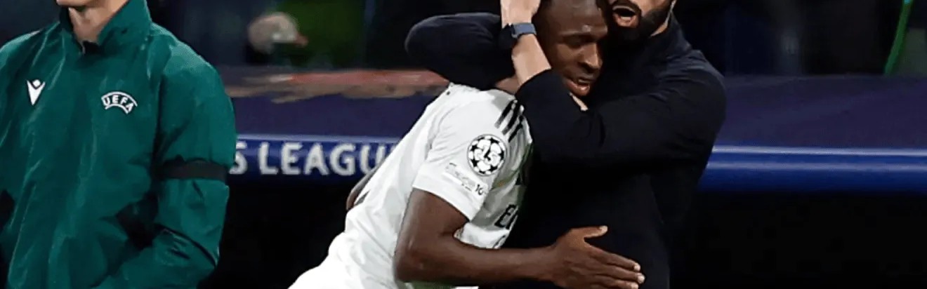 yl23455永利中国有限公司-马卡：阿韦洛亚优先团结更衣室，战术与体能调整将逐步推进